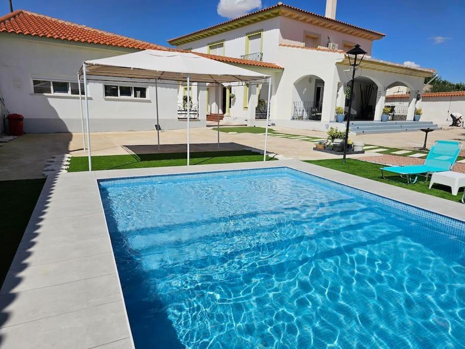 La Casa Del Arbol Villa Fuentidueña de Tajo Kültér fotó